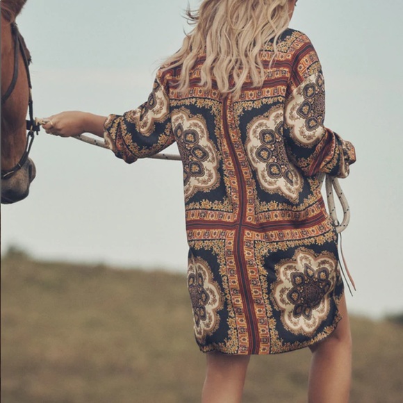 Spell X Elle Ferguson Rumor Print Shirt Dress in Regal - Picture 3 of 16